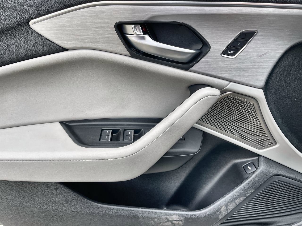 2023 Acura TLX w/Technology Package