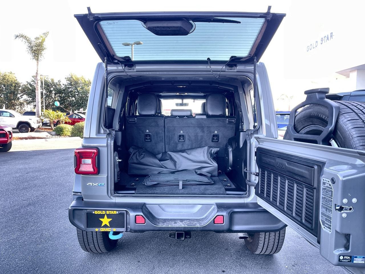 2022 Jeep Wrangler 4xe Unlimited Sahara