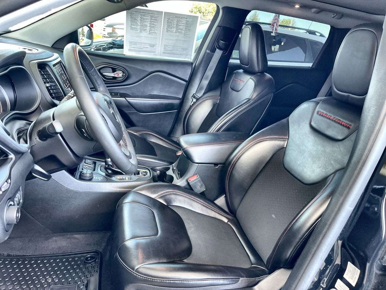 2022 Jeep Cherokee Trailhawk