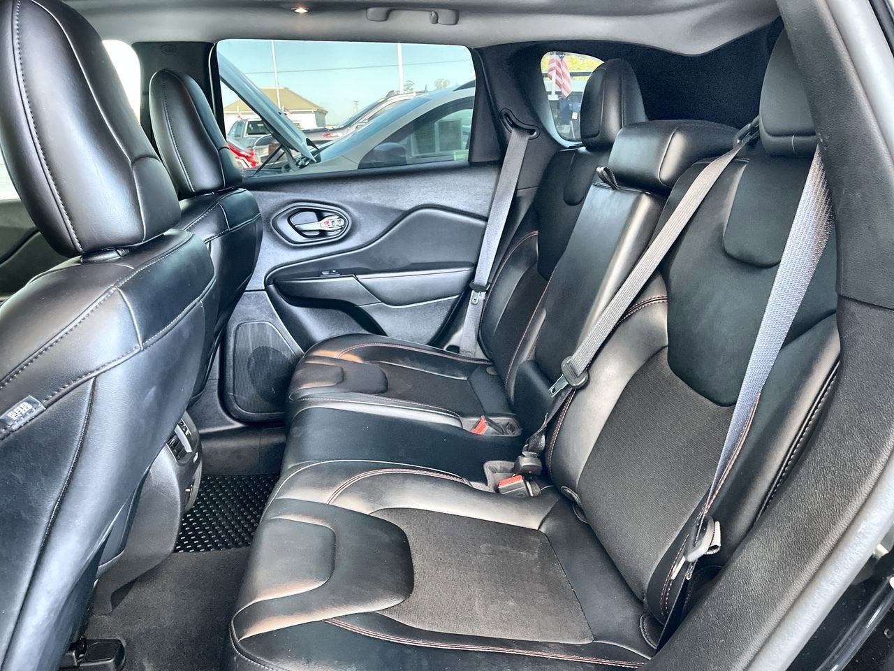 2022 Jeep Cherokee Trailhawk