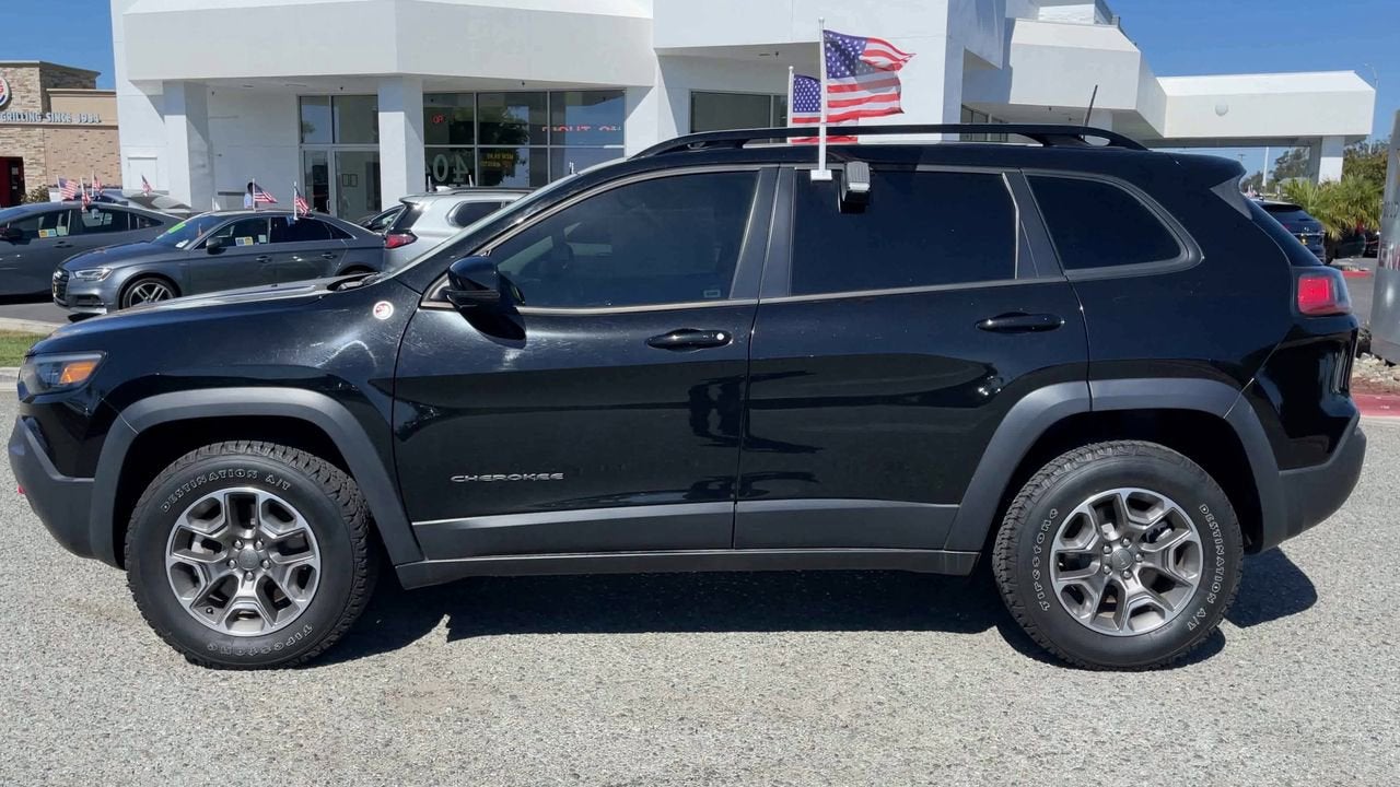 2022 Jeep Cherokee Trailhawk