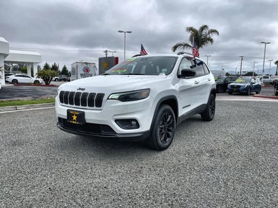 2023 Jeep Cherokee Altitude Lux