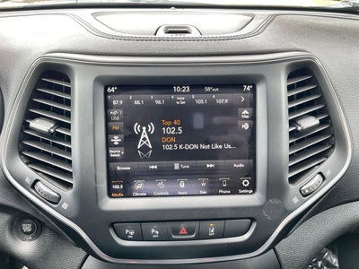 2023 Jeep Cherokee Altitude Lux