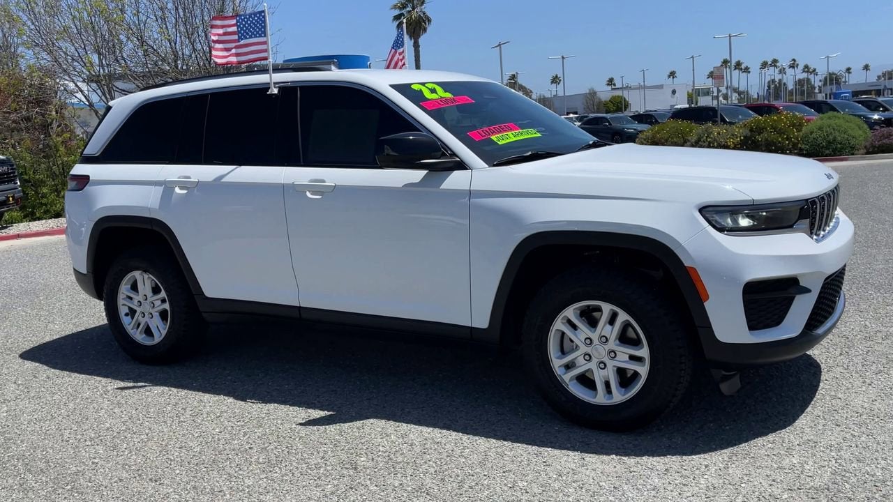 2022 Jeep Grand Cherokee Laredo