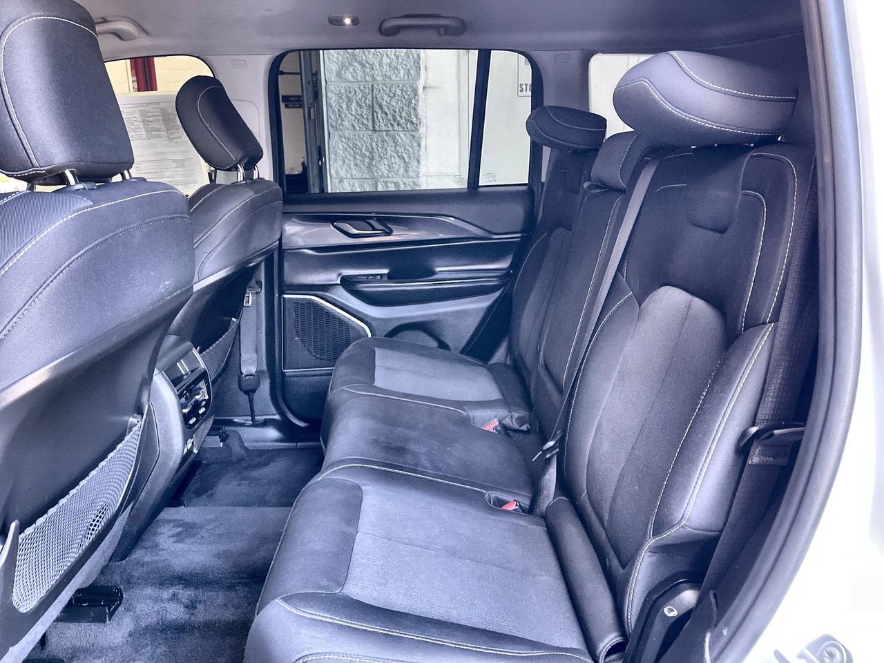 2022 Jeep Grand Cherokee Laredo