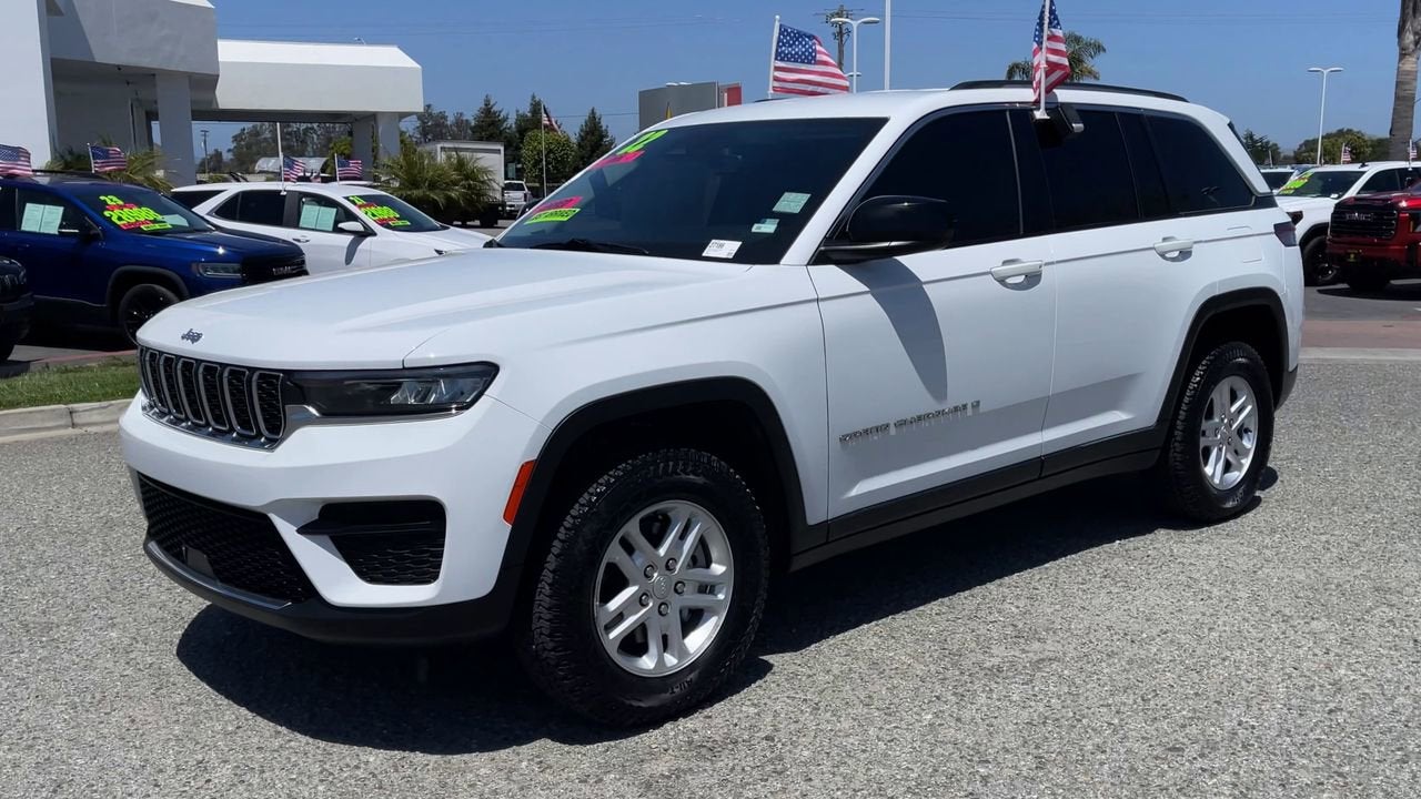 2022 Jeep Grand Cherokee Laredo