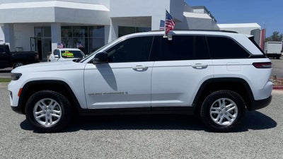 2022 Jeep Grand Cherokee Laredo