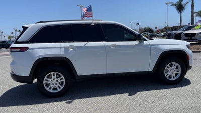 2022 Jeep Grand Cherokee Laredo