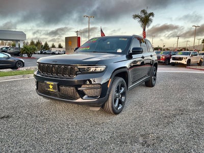 2025 Jeep Grand Cherokee Altitude