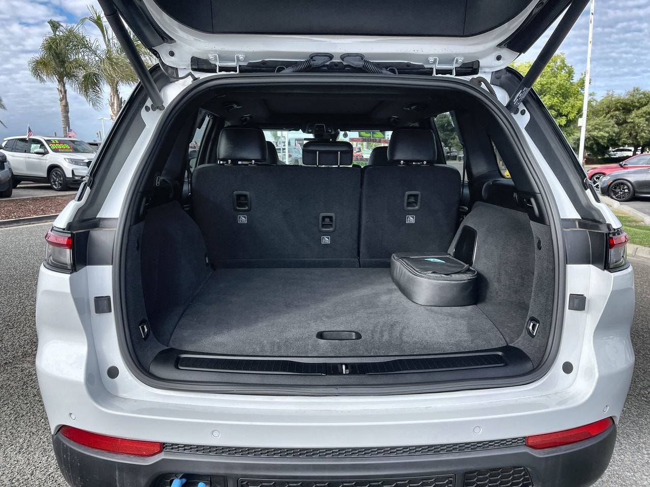 2023 Jeep Grand Cherokee 4xe Trailhawk