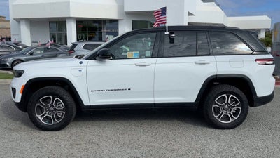 2023 Jeep Grand Cherokee 4xe Trailhawk