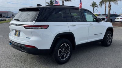 2023 Jeep Grand Cherokee 4xe Trailhawk