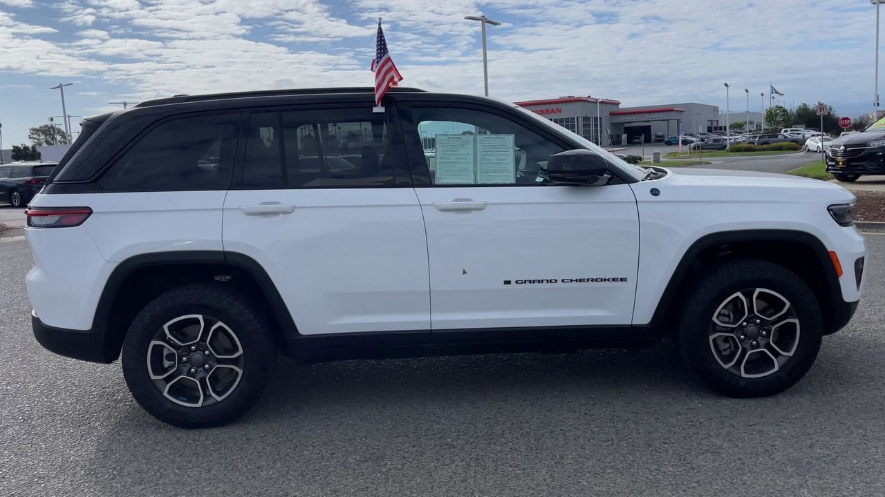2023 Jeep Grand Cherokee 4xe Trailhawk