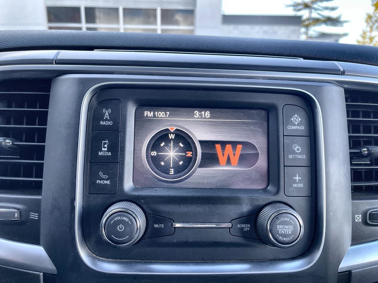 2022 RAM 1500 Classic SLT