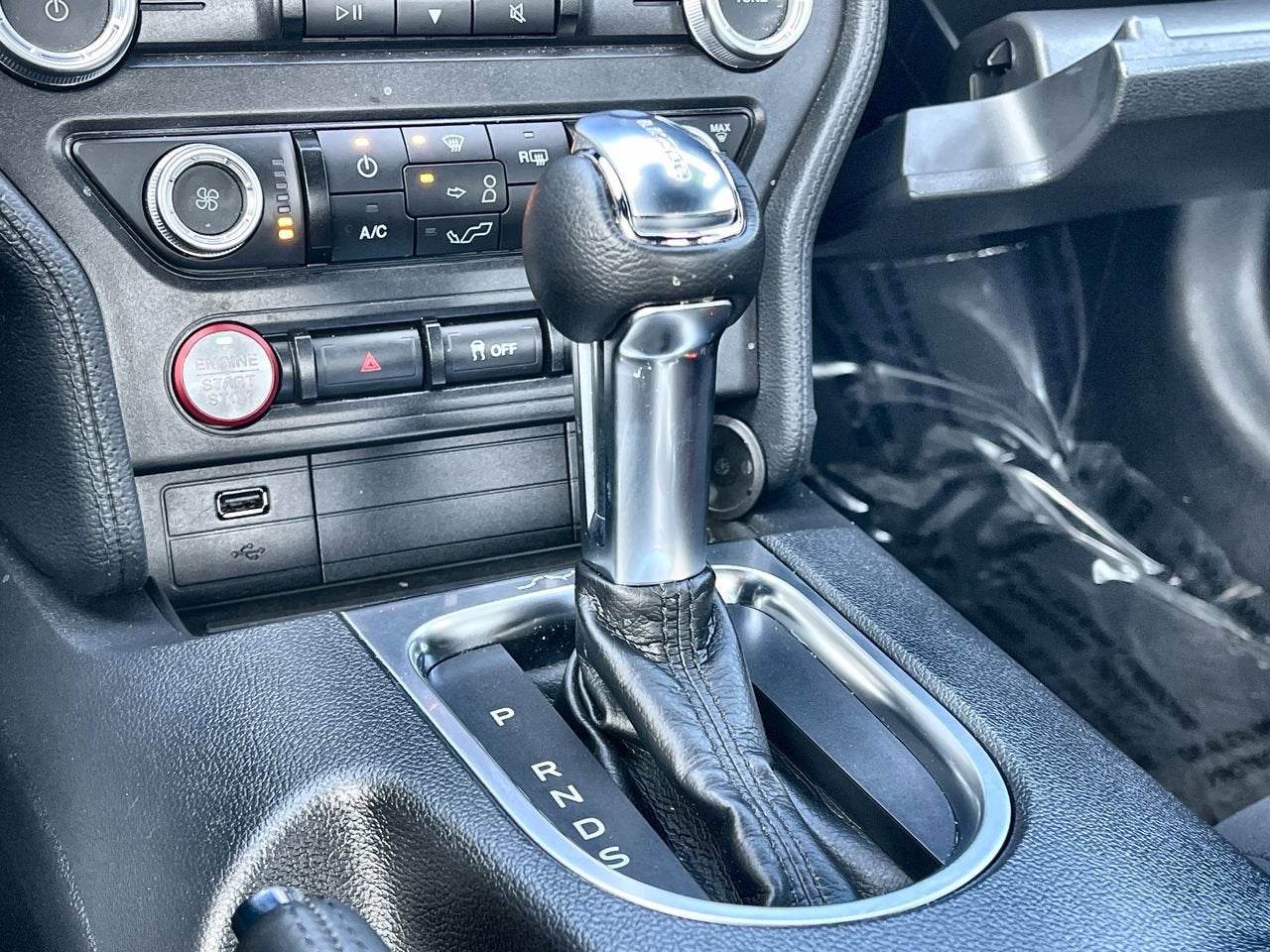 2022 Ford Mustang EcoBoost