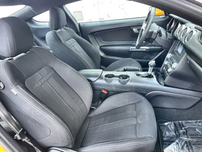 2022 Ford Mustang EcoBoost