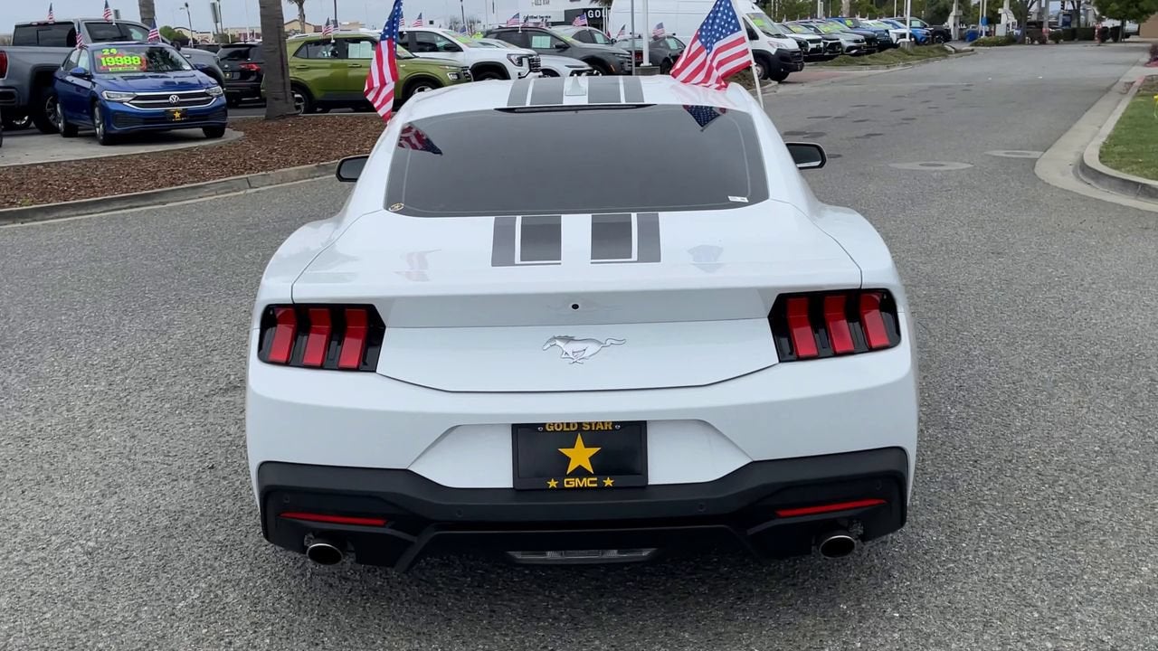 2024 Ford Mustang EcoBoost