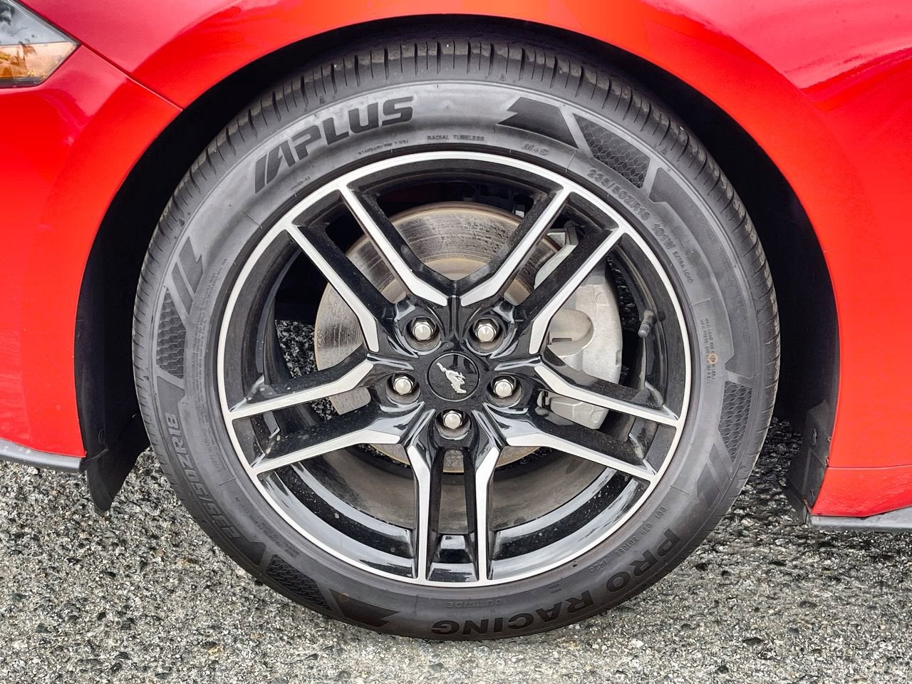 2023 Ford Mustang EcoBoost