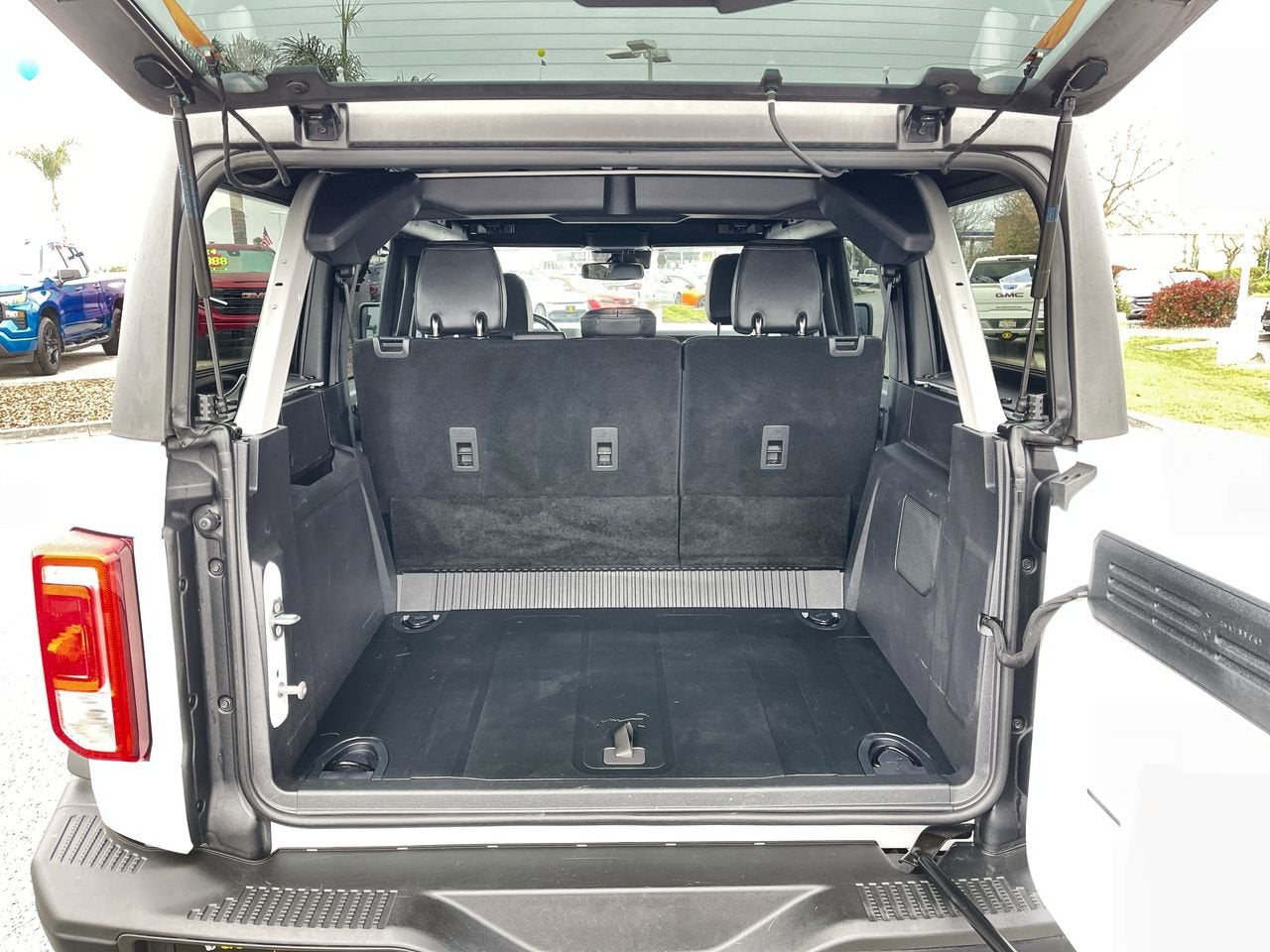 2023 Ford Bronco Base