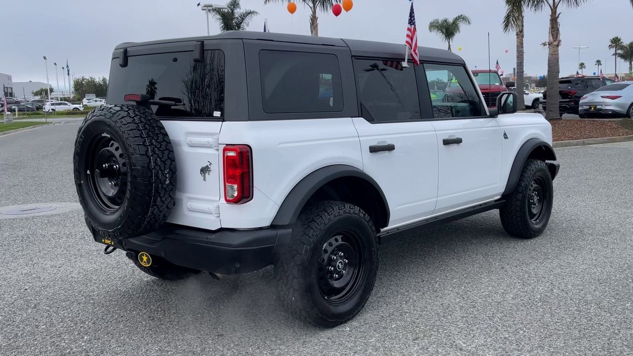 2023 Ford Bronco Base