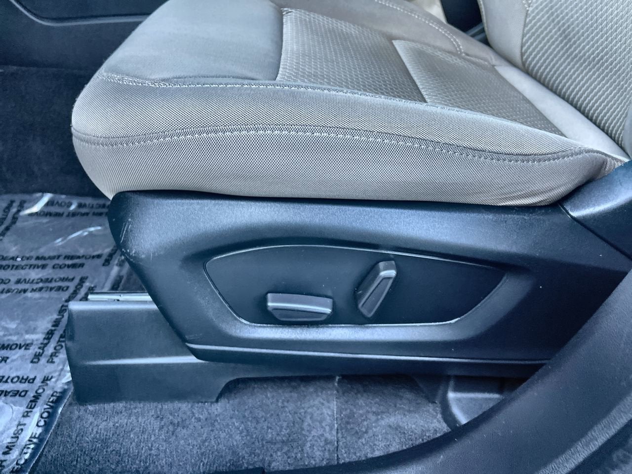 2023 Ford Explorer Base