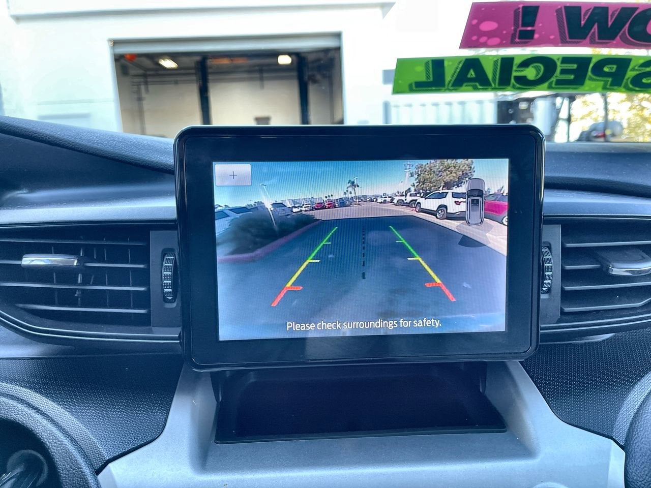 2023 Ford Explorer Base