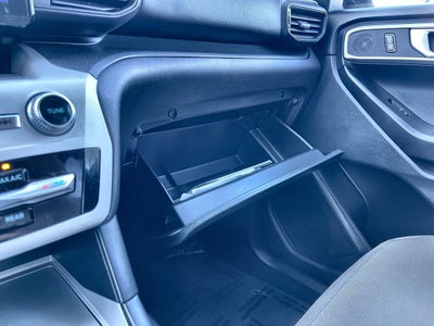 2023 Ford Explorer Base