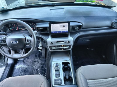 2023 Ford Explorer Base