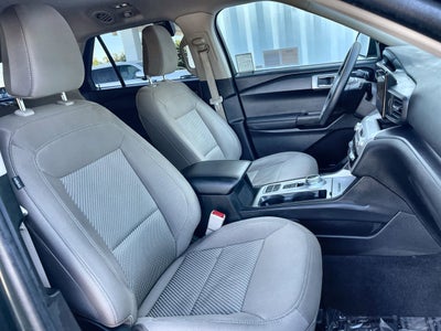 2023 Ford Explorer Base