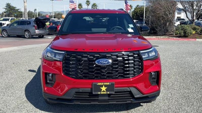 2025 Ford Explorer ST-Line