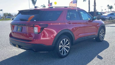 2025 Ford Explorer ST-Line