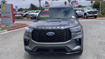 2025 Ford Explorer ST-Line