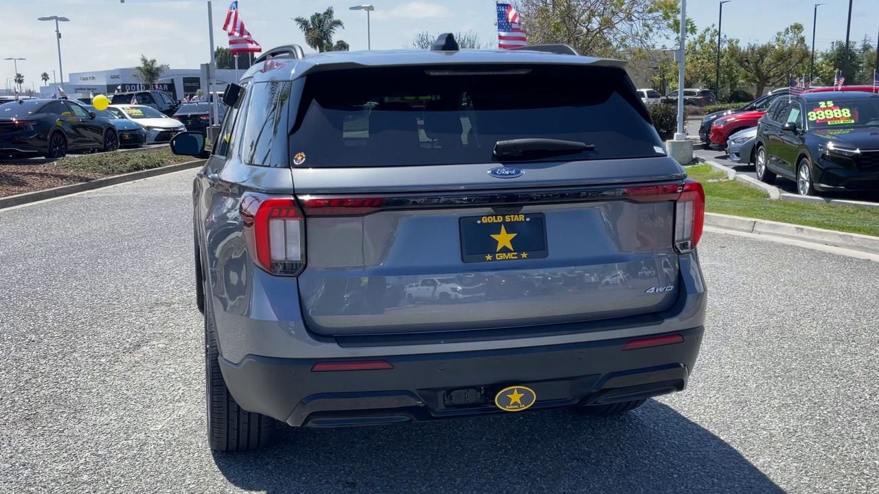 2025 Ford Explorer ST-Line