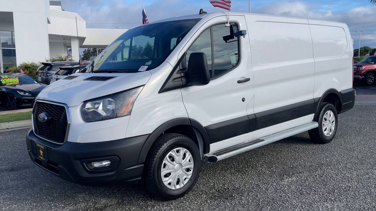 2024 Ford Transit Cargo Van T-250 130" Low Rf 9070 GVWR RWD