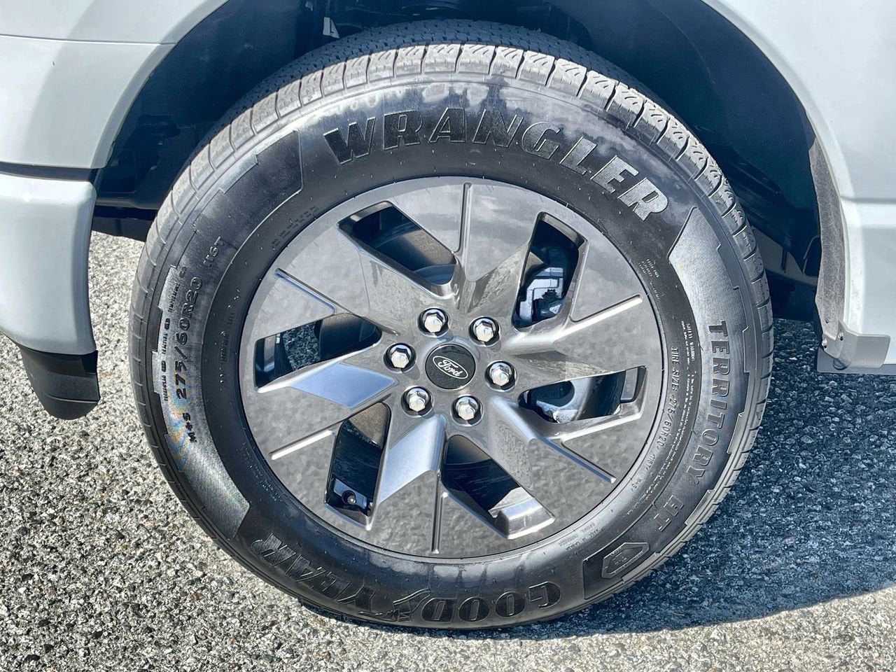 2024 Ford F-150 Lightning XLT
