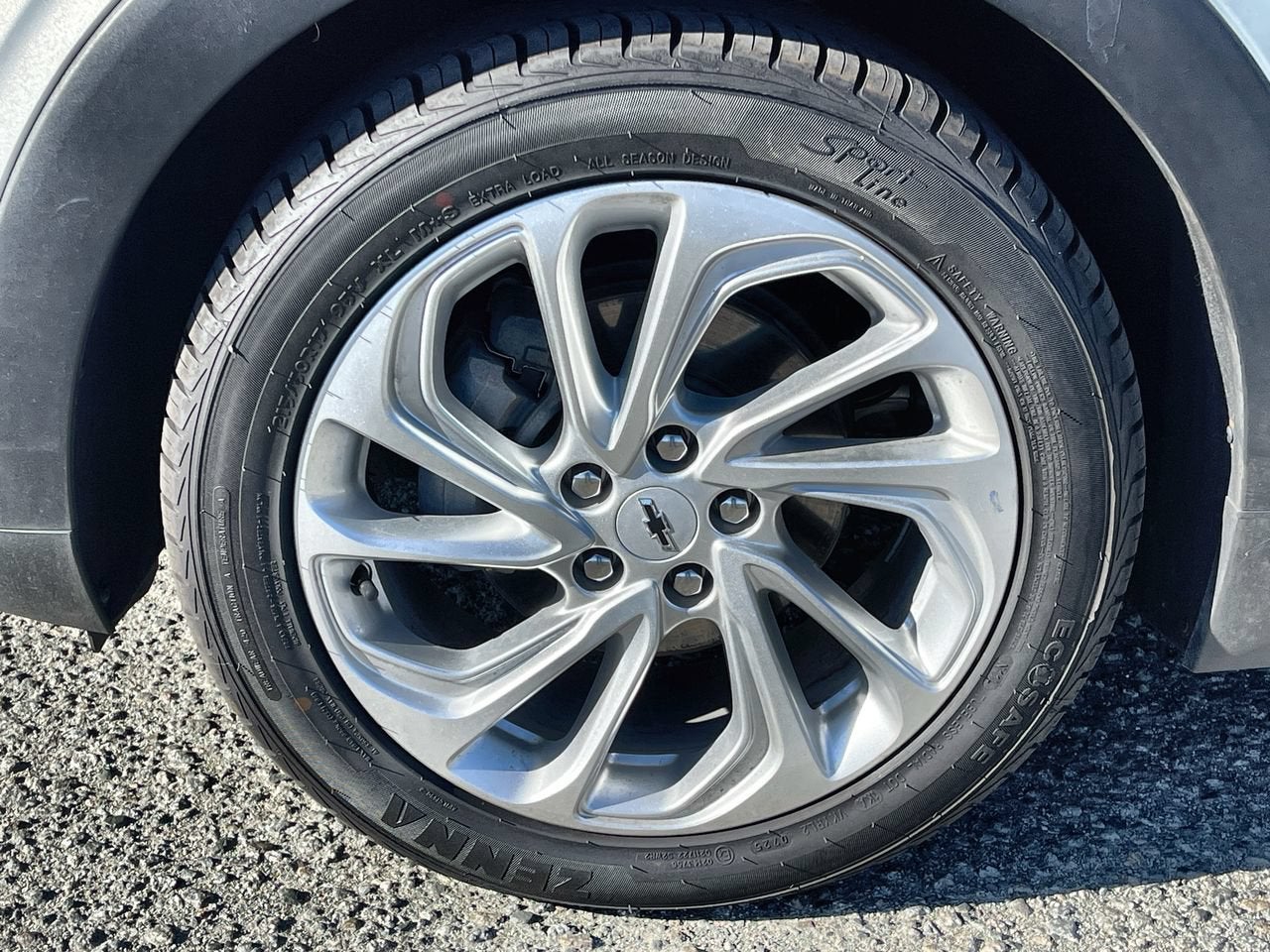 2023 Chevrolet Bolt EUV LT