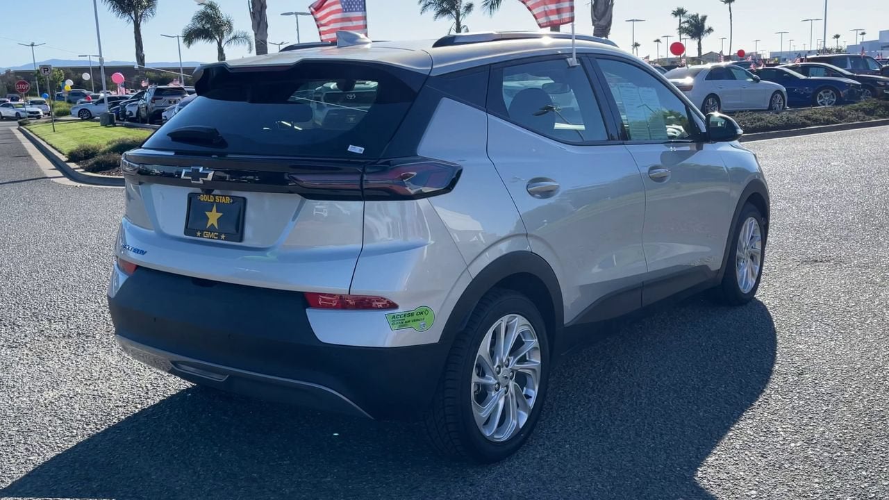 2023 Chevrolet Bolt EUV LT