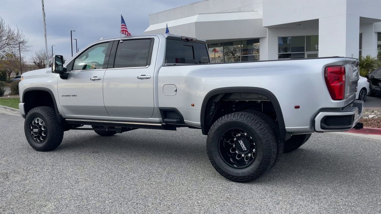 2022 Chevrolet Silverado 3500 HD High Country DRW