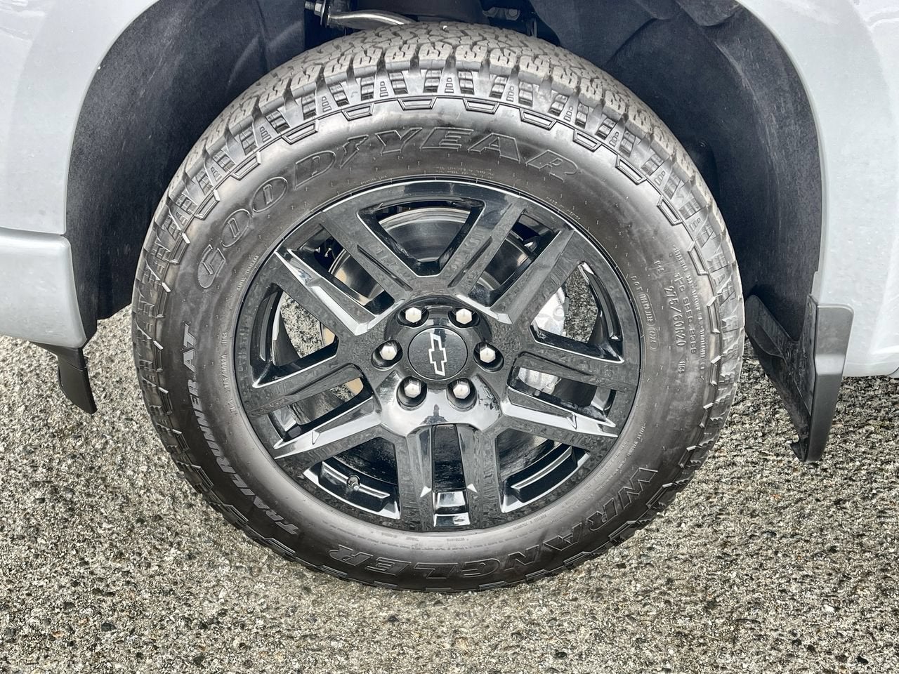 2025 Chevrolet Silverado 1500 Custom