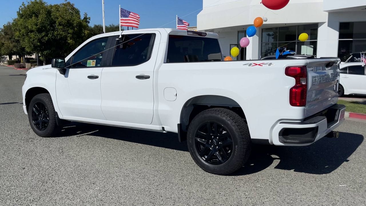 2023 Chevrolet Silverado 1500 Custom