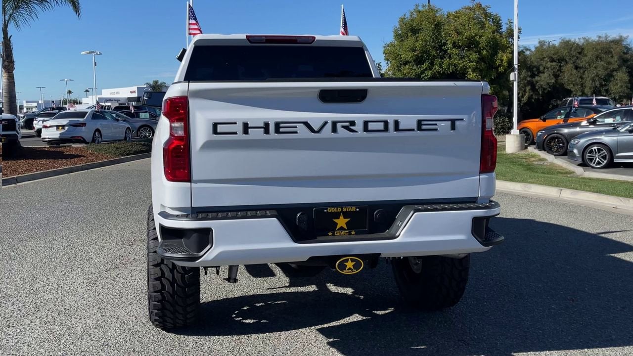 2025 Chevrolet Silverado 1500 Custom