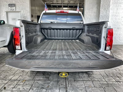 2025 Chevrolet Colorado WT/LT