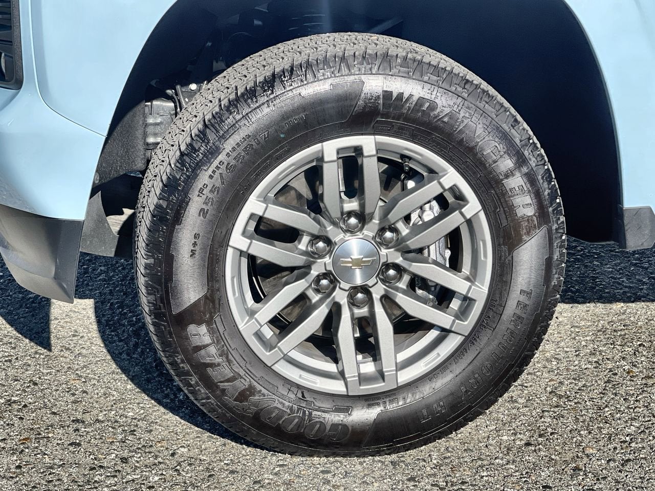 2025 Chevrolet Colorado WT/LT