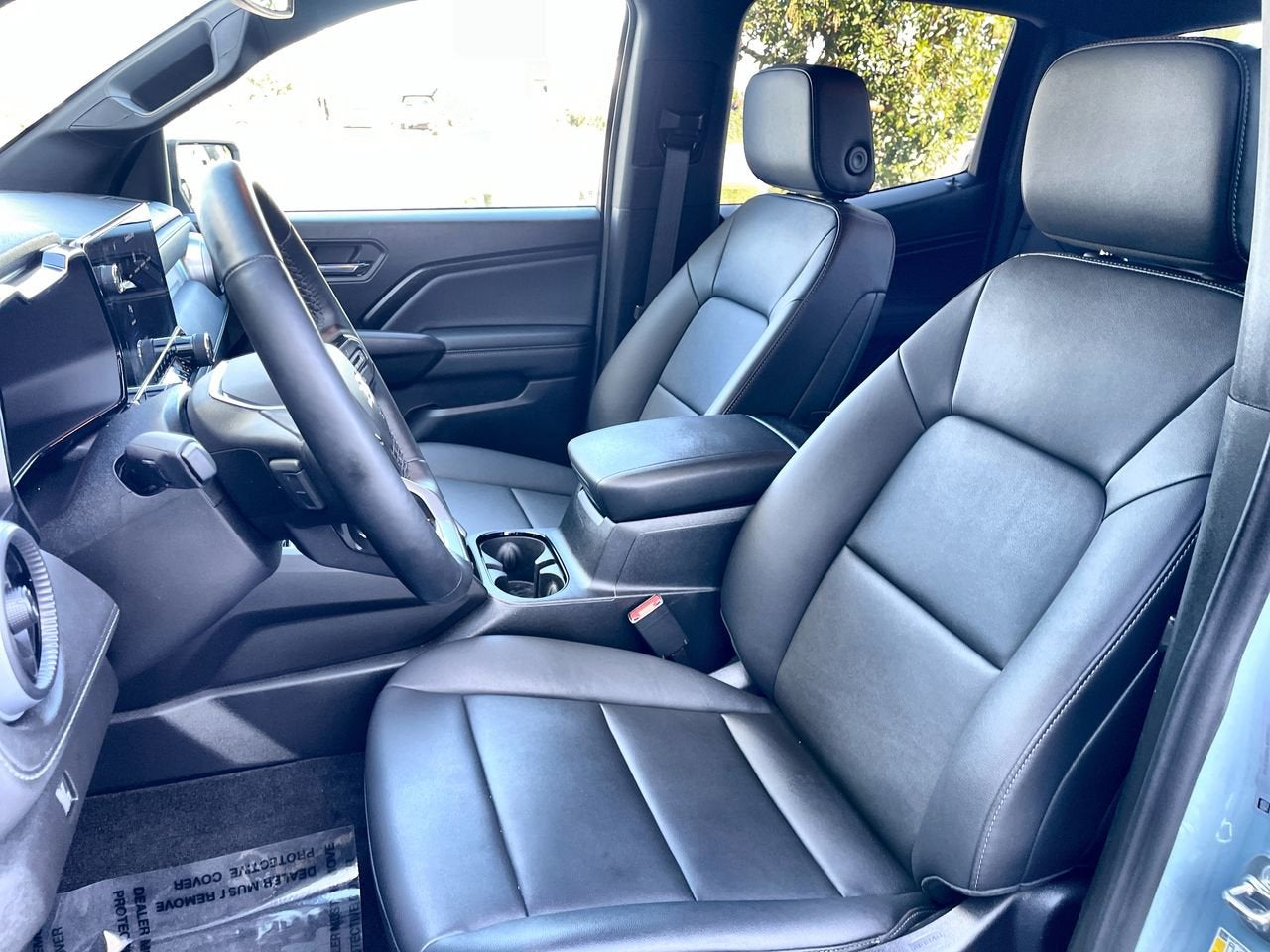 2025 Chevrolet Colorado WT/LT