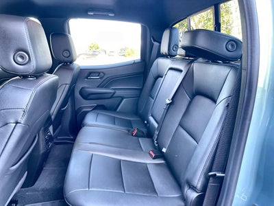 2025 Chevrolet Colorado WT/LT