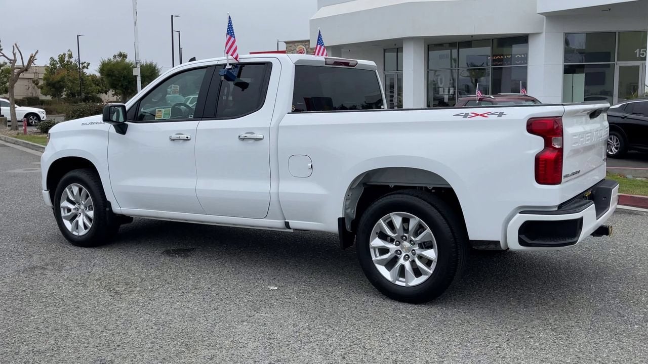 2024 Chevrolet Silverado 1500 Custom