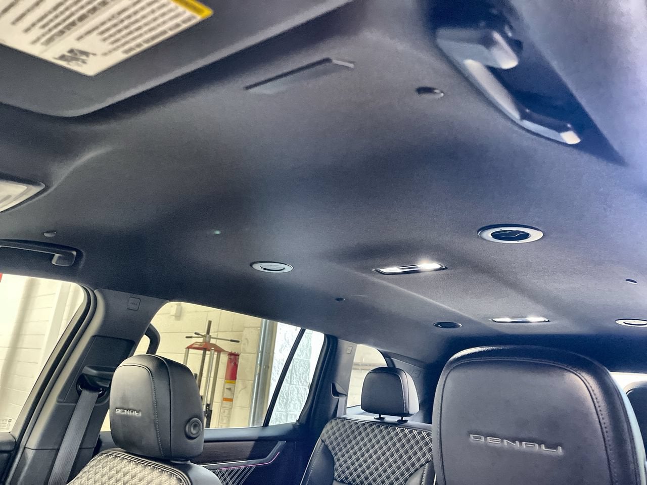 2024 GMC Acadia Denali