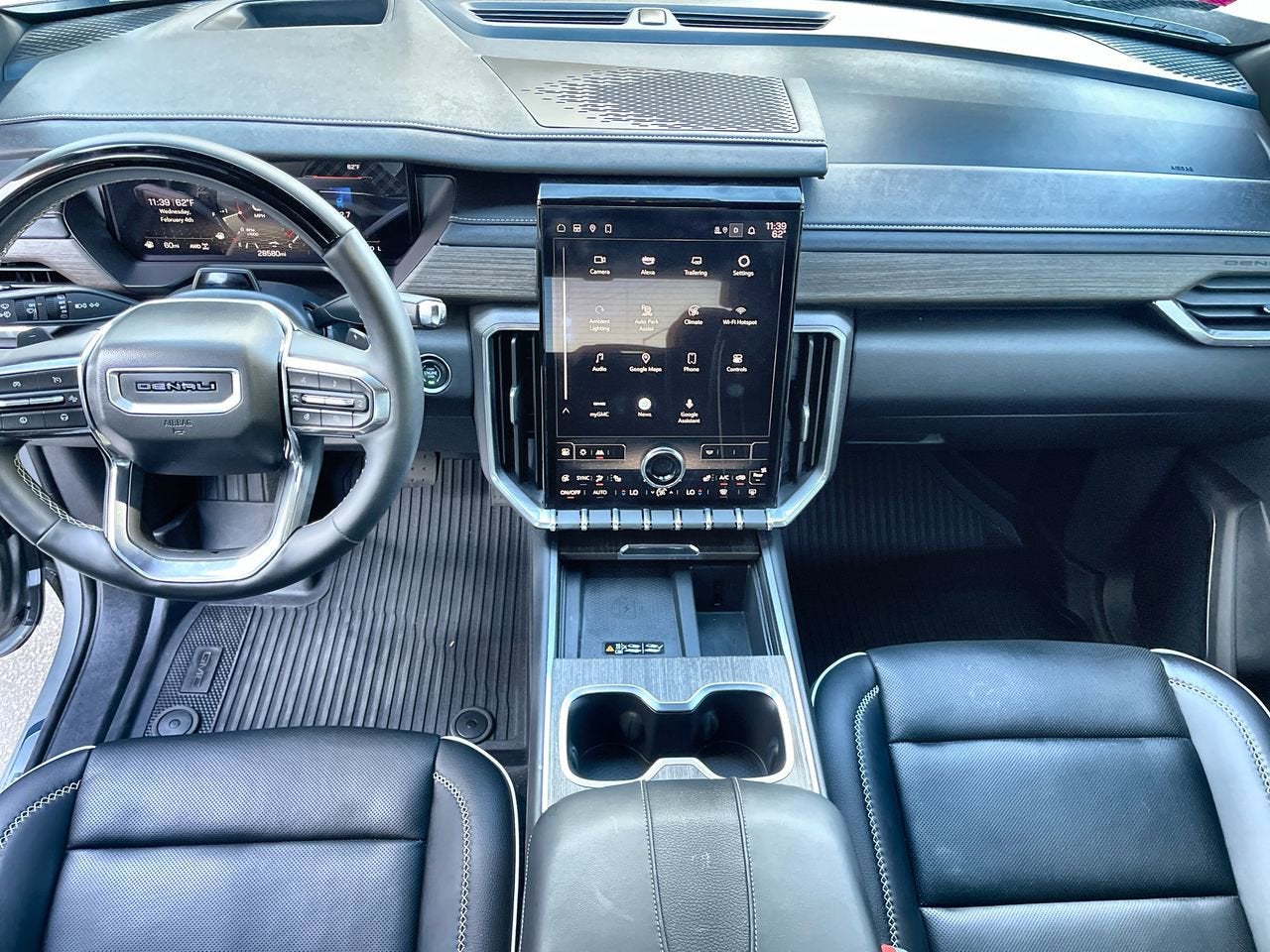 2024 GMC Acadia Denali