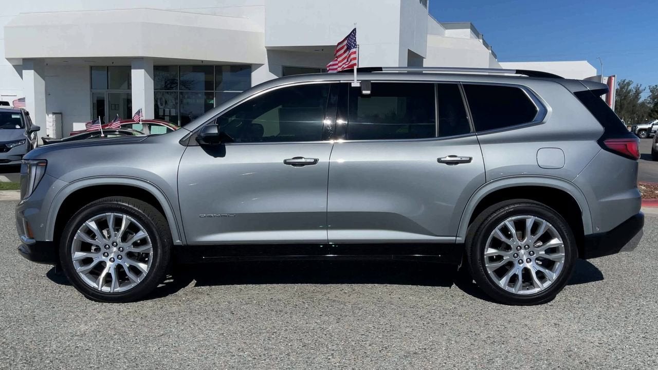 2024 GMC Acadia Denali