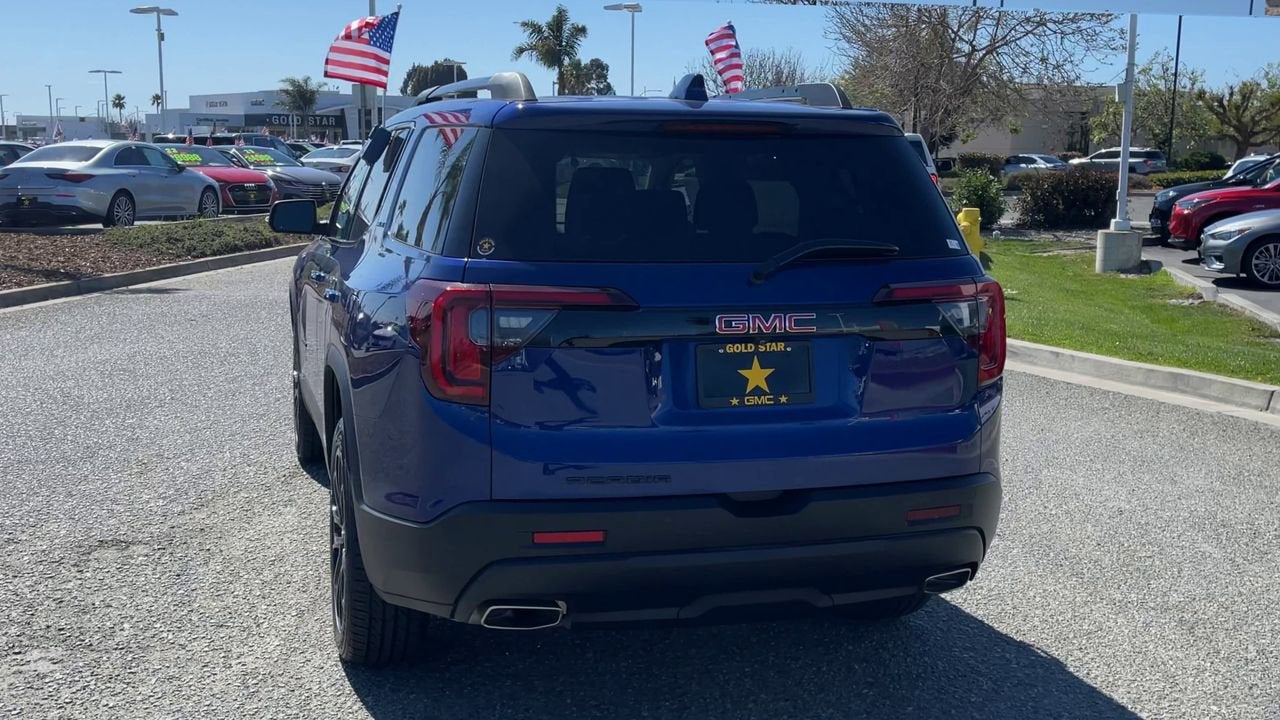 2023 GMC Acadia SLE